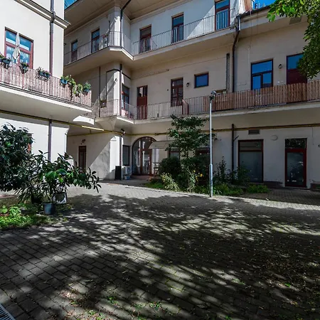 Mlynska 3 Centrum 150m2 Apartmán