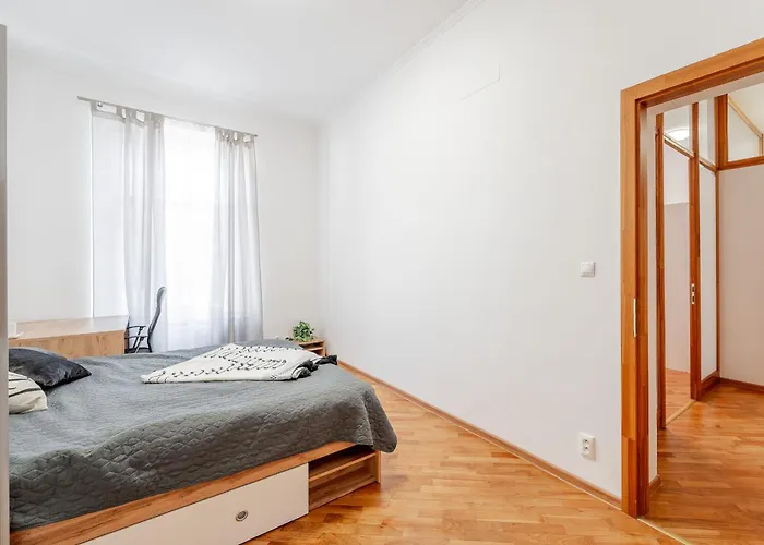 Mlynska 3 Centrum 150m2 * Košice